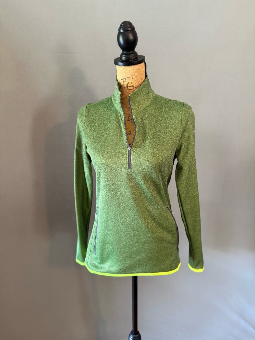 Nike golf pullover